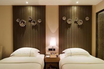 Rising Hotel Чунцин Екстериор снимка